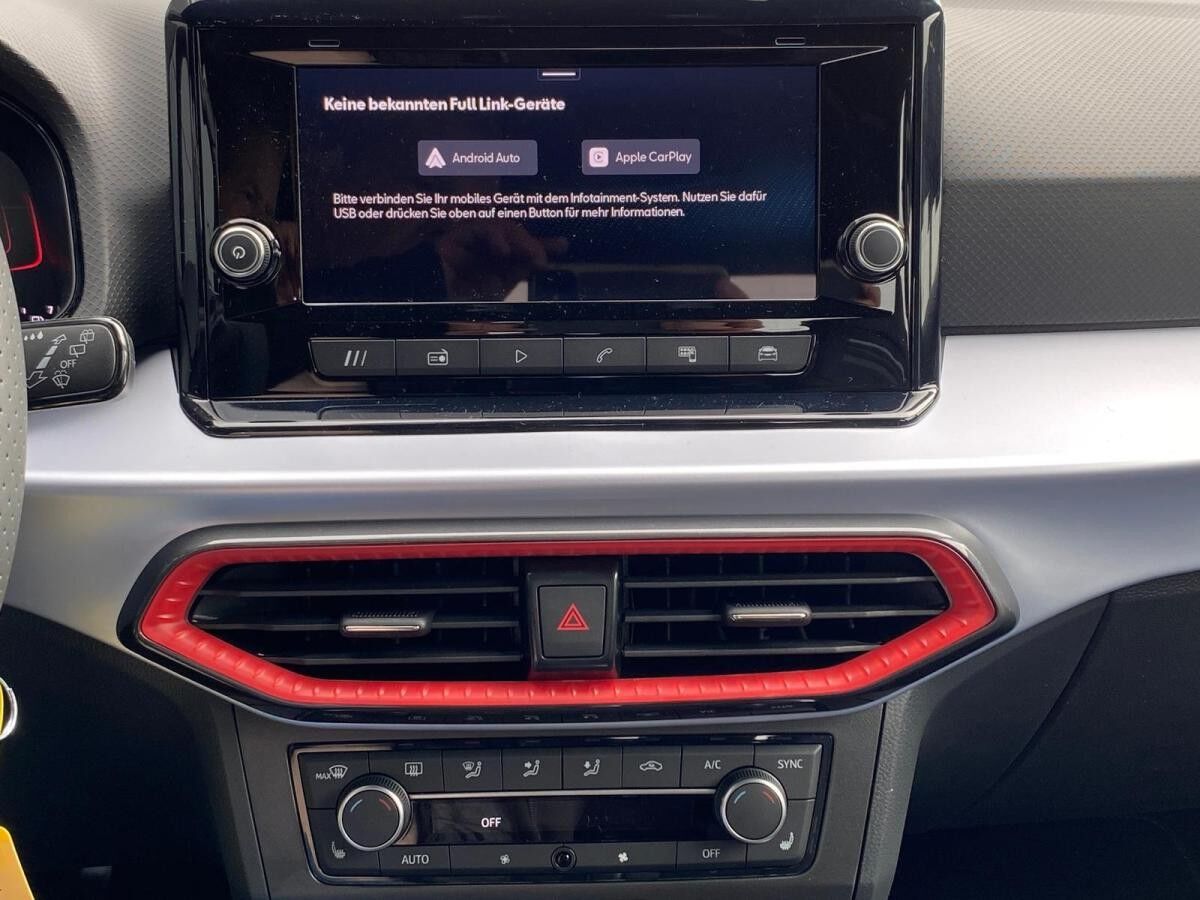 Seat Arona FR 1.5 TSI DSG ACC RFK AHK LED CarPlay