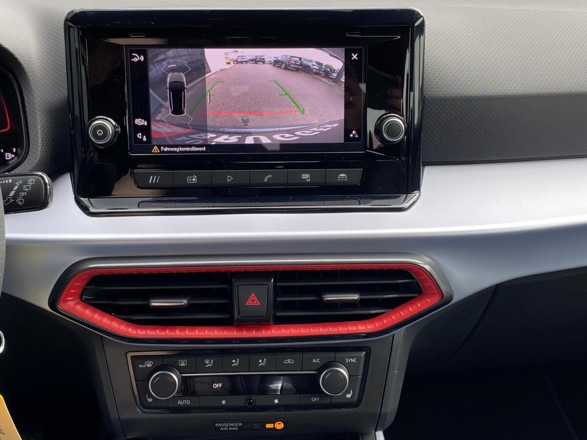 Seat Arona FR 1.5 TSI DSG ACC RFK AHK LED CarPlay