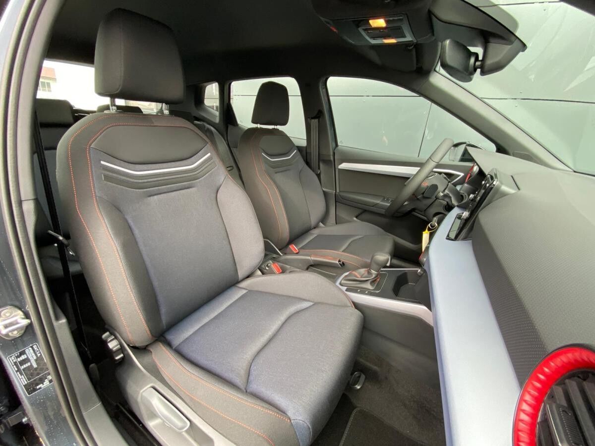 Seat Arona FR 1.5 TSI DSG ACC RFK AHK LED CarPlay