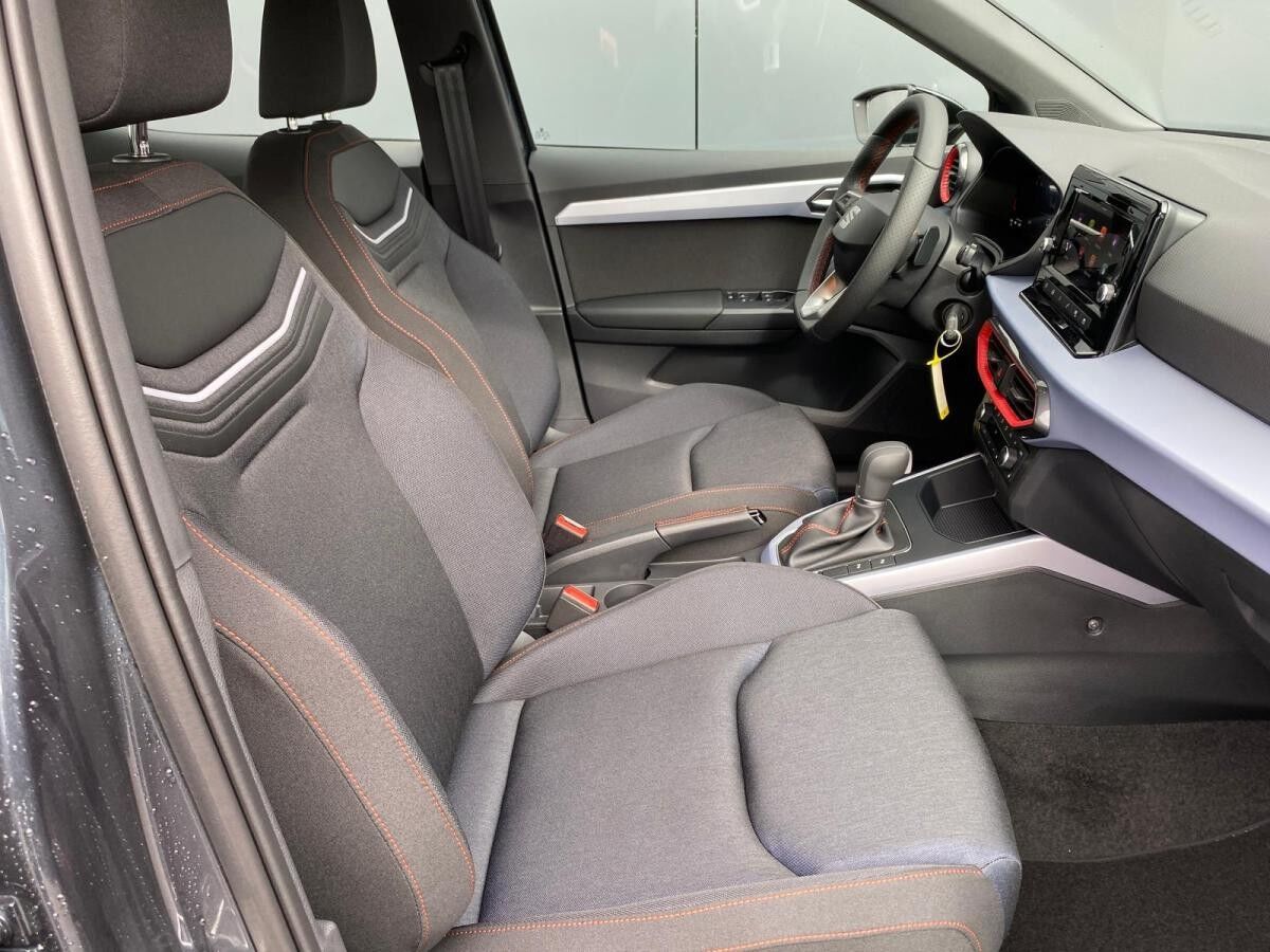 Seat Arona FR 1.5 TSI DSG ACC RFK AHK LED CarPlay