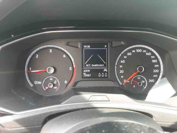 Volkswagen T-Roc Sport 2.0TDI 4M DSG / Navi, Pano, LED, AHK