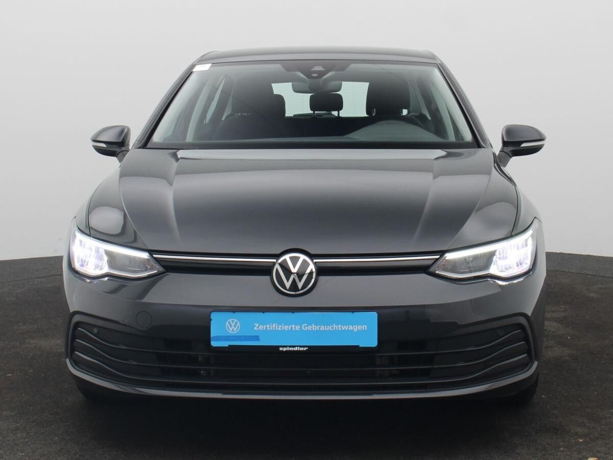 Volkswagen Golf VIII Life 1.5TSI / Navi, App, ACC, LED, SHZ