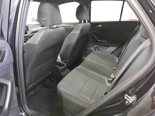 Volkswagen T-Roc Sport 1.5 TSI / Navi, R-Line Ext, LED, RFK