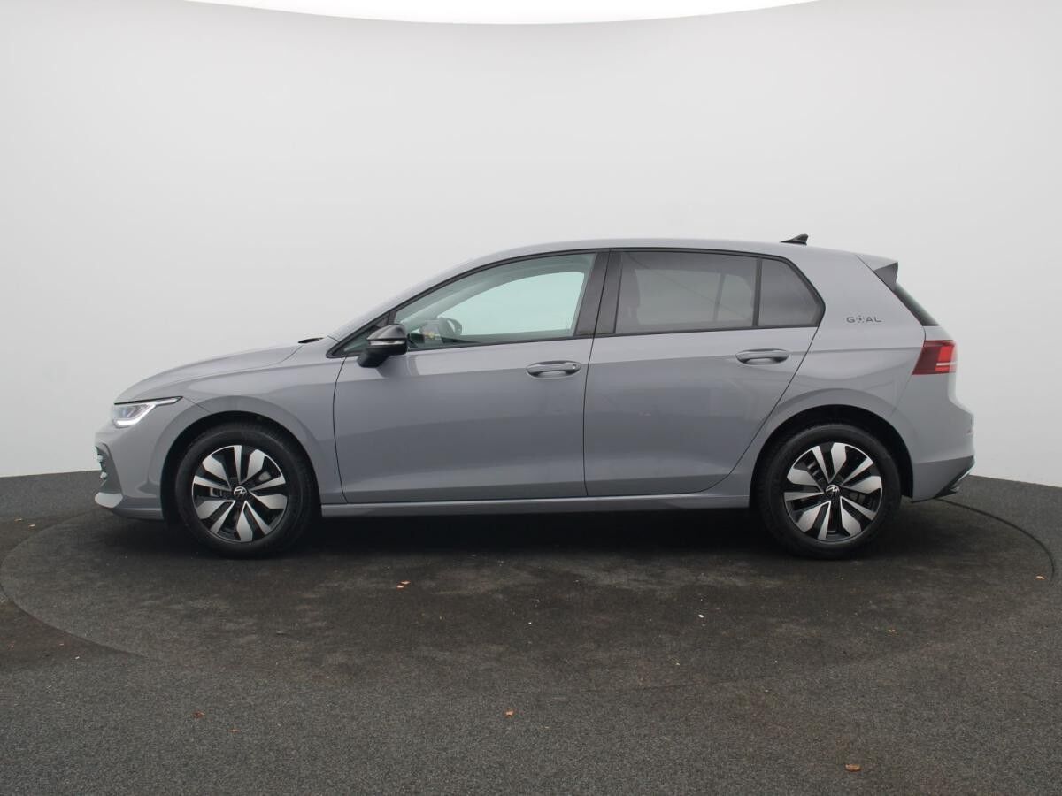 Volkswagen Golf VIII Goal 1.5 eTSI DSG / App, LED, ACC, SHZ