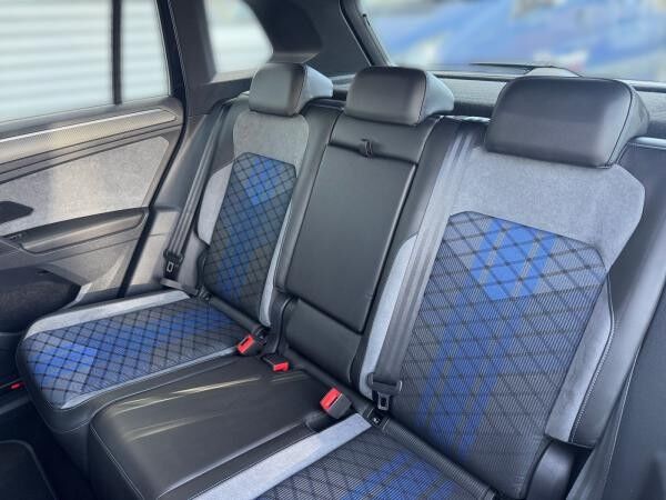 Volkswagen Tiguan R 4Motion NAVI MATRIX DCC CARPLAY