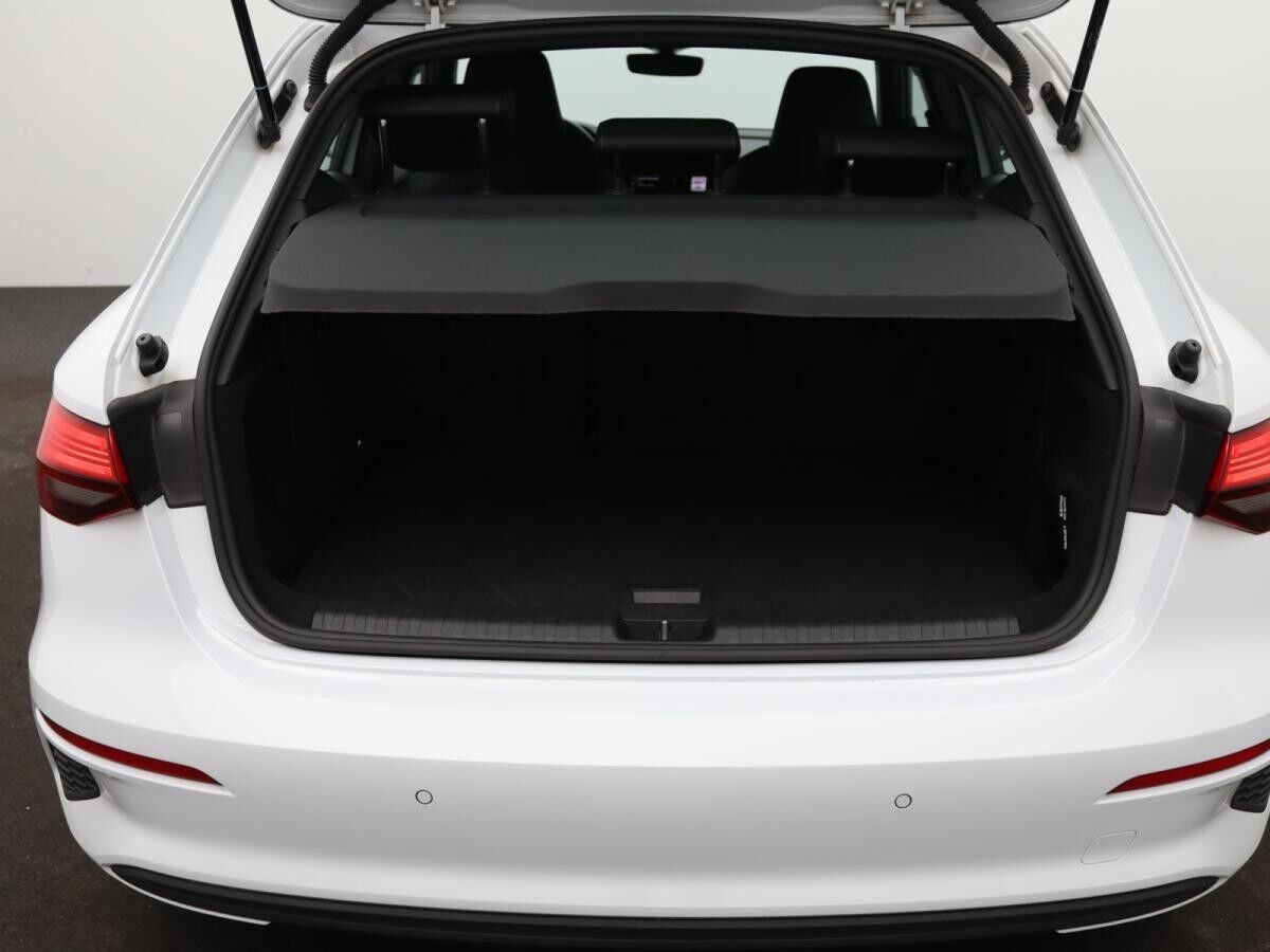 Audi A3 Sportback S-Line 30 TDI / ParkAssi, RFK, SHZ