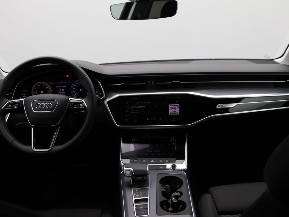 Audi A6 Avant advanced 50 TFSIe quattro / Matrix, AHK
