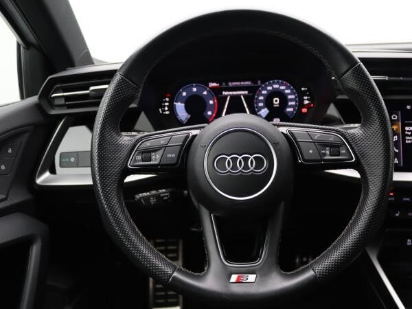 Audi A3 Sportback S-Line 30 TDI / ParkAssi, RFK, SHZ