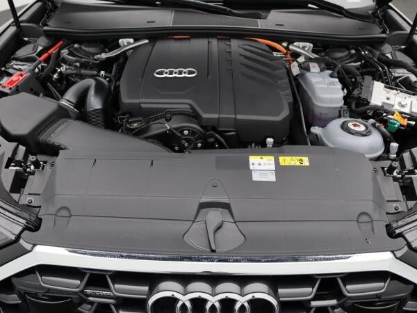 Audi A6 Avant advanced 50 TFSIe quattro / Matrix, AHK