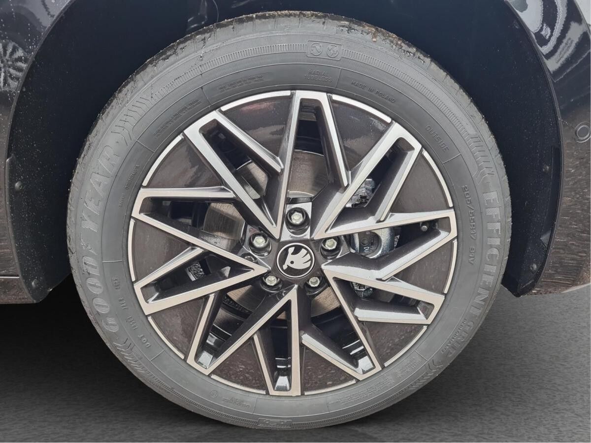 Skoda Octavia Combi 2.0 TDI Tour DSG Matrix AHK