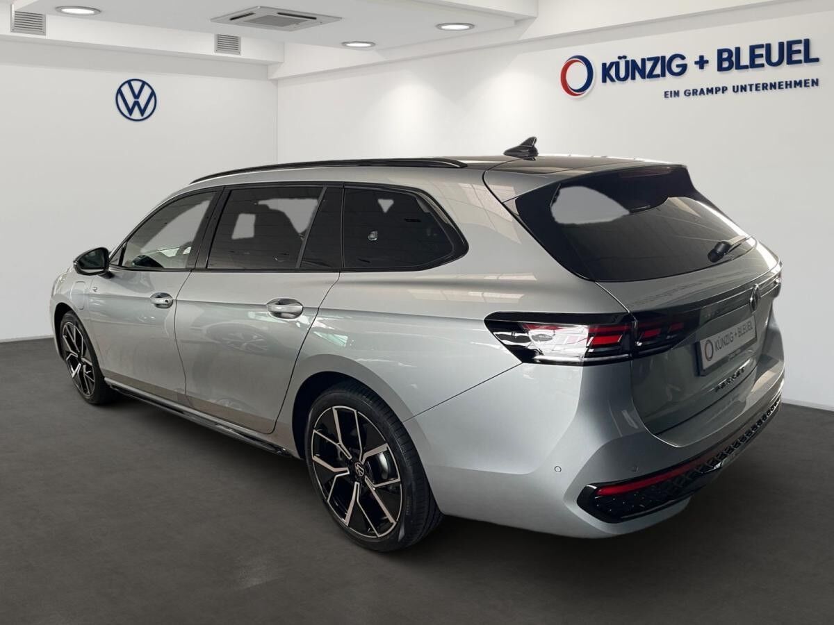 Volkswagen Passat R-Line 1,5 l eHybrid DSG⚡️AHK⚡️MASSAGE⚡️KAMERA⚡️PANO⚡️