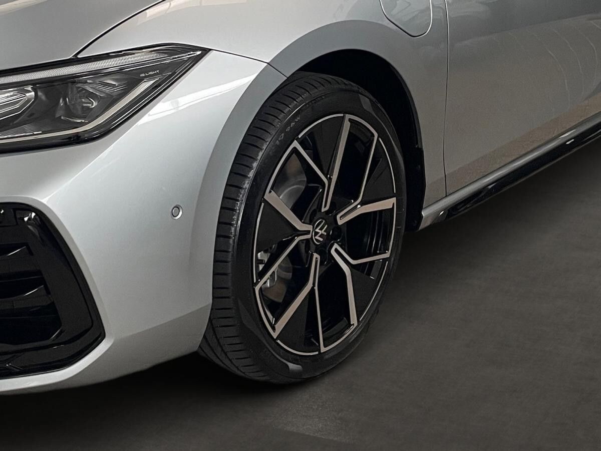 Volkswagen Passat R-Line 1,5 l eHybrid DSG⚡️AHK⚡️MASSAGE⚡️KAMERA⚡️PANO⚡️