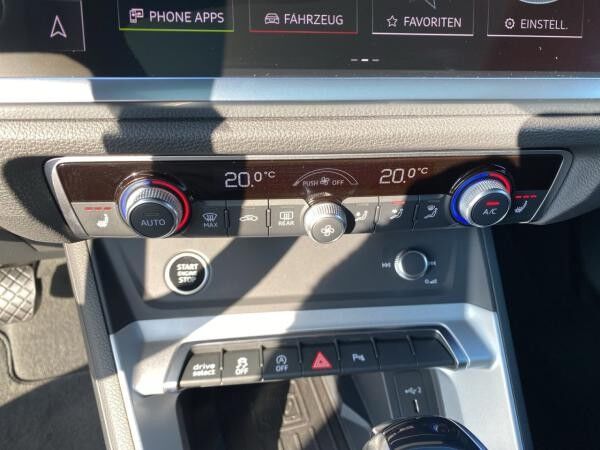 Audi Q3 Spb. 40 TFSI qu. S line S tronic AHK LED eGD.