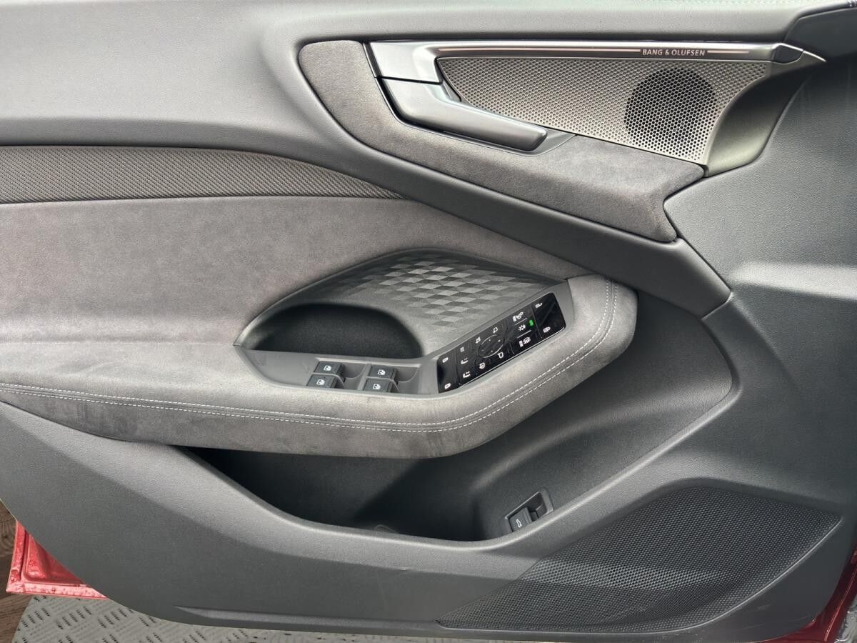 Audi S5 Limousine TFSI quattro Pano+Matrix+Kamera+B&O