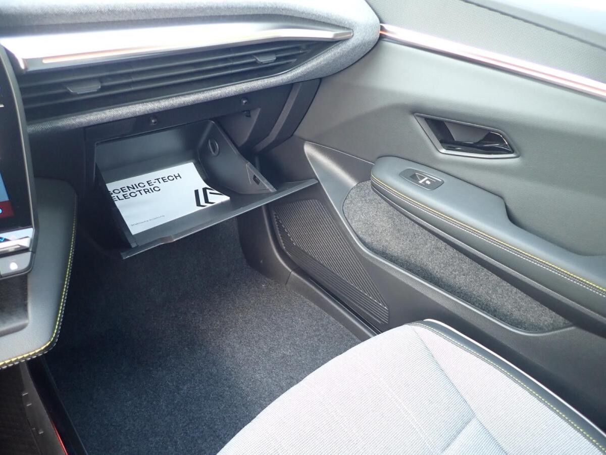 Renault Scenic E-TECH 100% ele Techno 220 Long Range