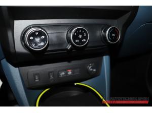 Fiat Grande Panda Icon Hybrid 1.2 eDCT LED Apple CarPlay DAB