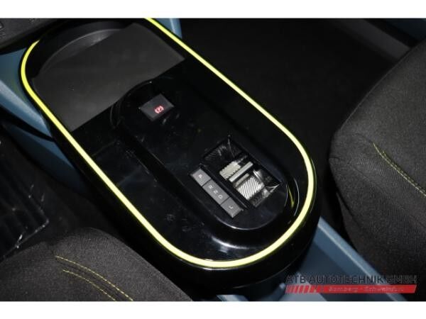 Fiat Grande Panda Icon Hybrid 1.2 eDCT LED Apple CarPlay DAB