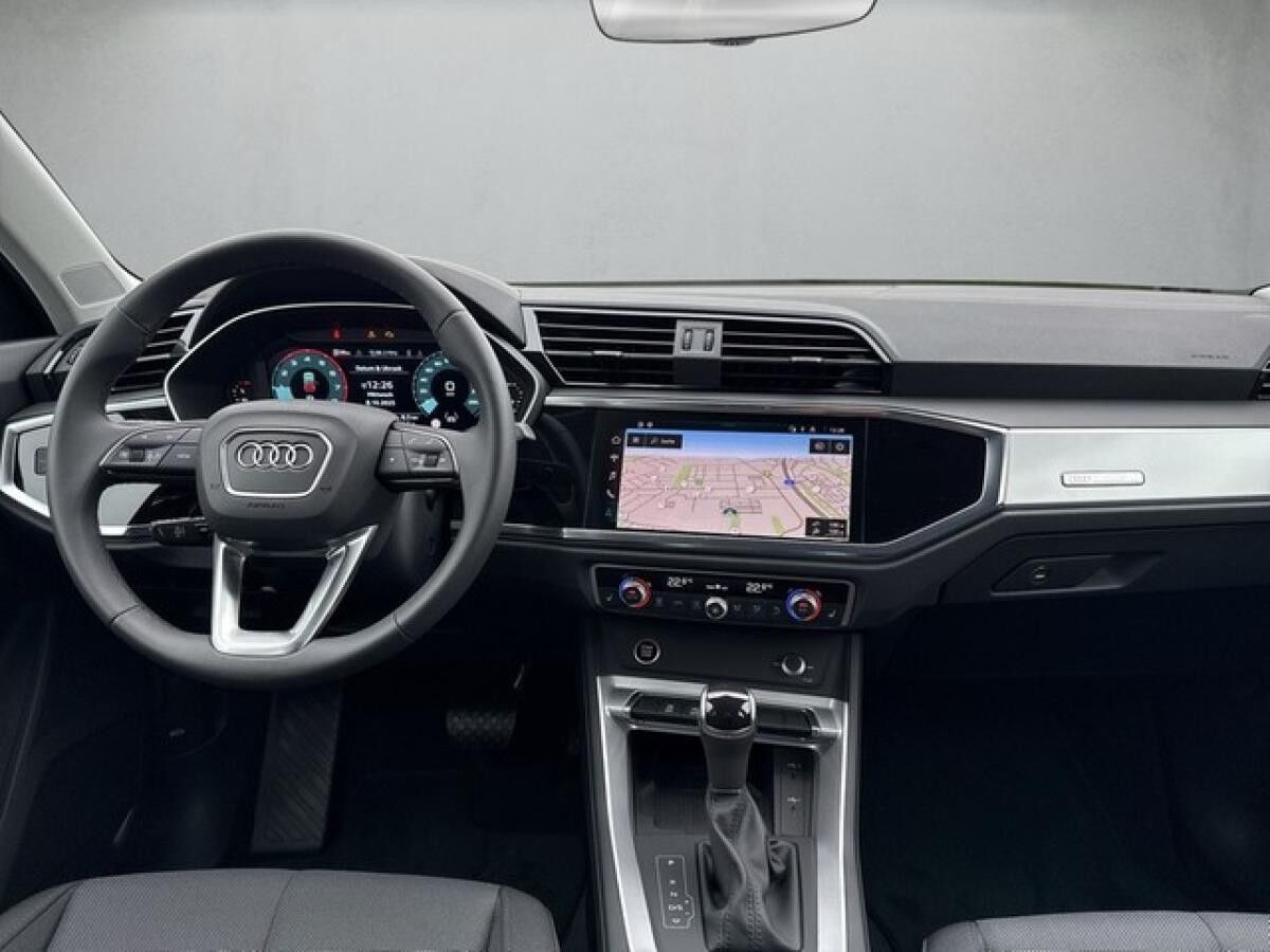 Audi Q3 35 TFSI advanced S tronic ALW