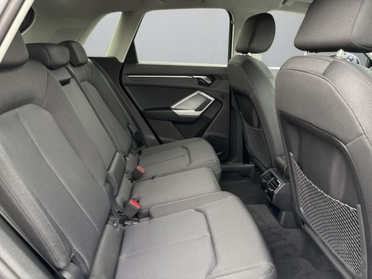 Audi Q3 35 TFSI advanced S tronic ALW