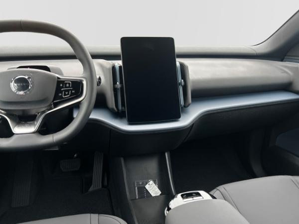 Volvo EX30 Single Motor RWD Core 18'' ACC LED DAB Apple CarPlay Navi SHZ LenkradHZG *Vorführwagen Sonderaktion*