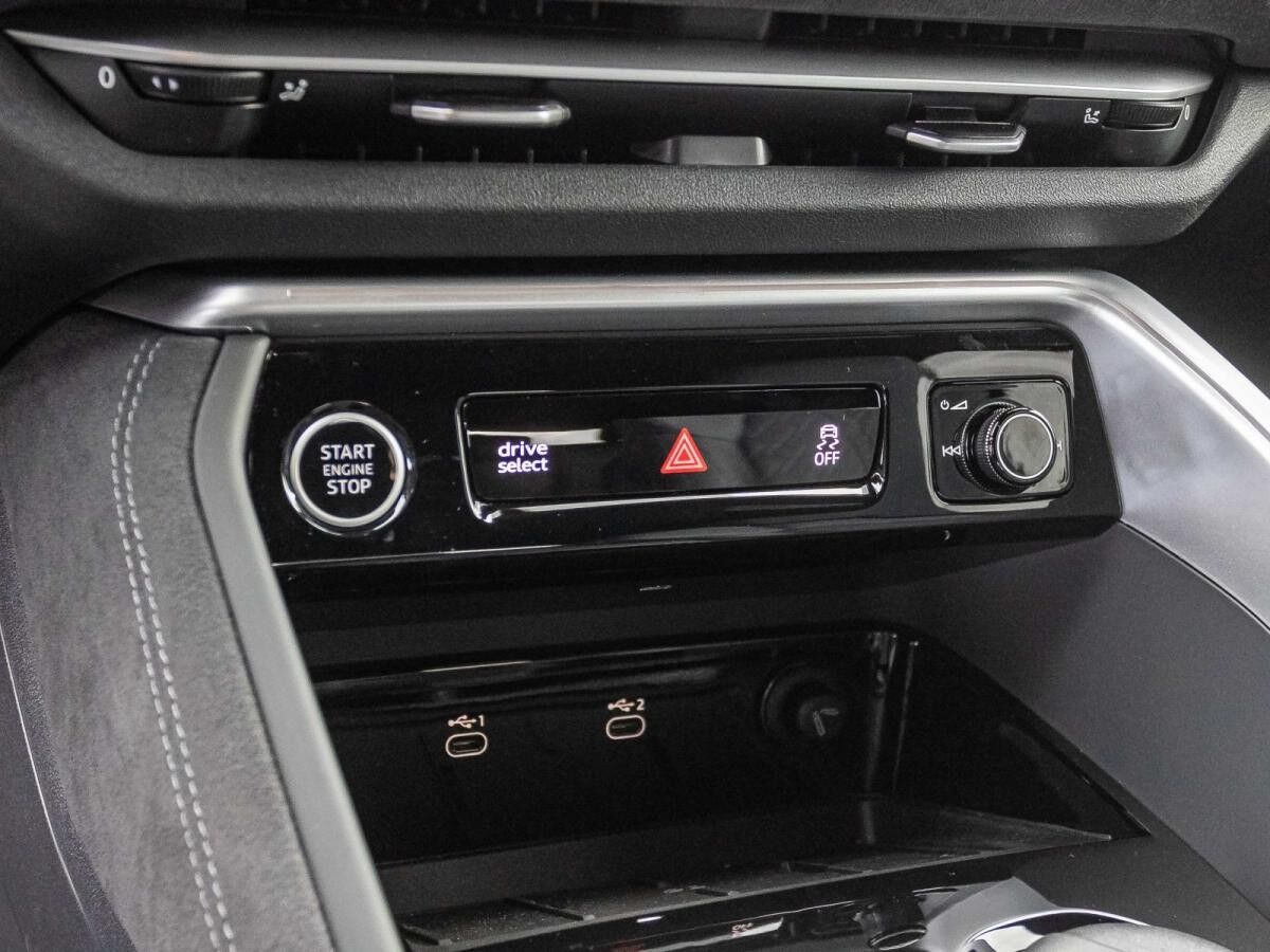 Audi Q5 SUV TDI quattro S line Tech-plus AHK