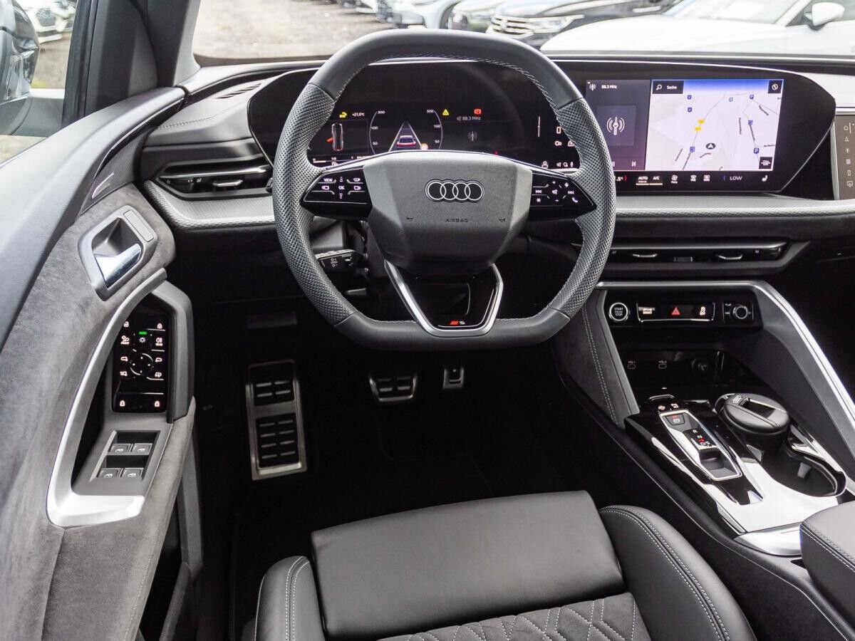 Audi Q5 SUV TDI quattro S line Tech-plus AHK