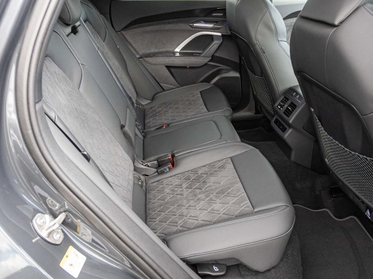 Audi Q5 SUV TDI quattro S line Tech-plus AHK