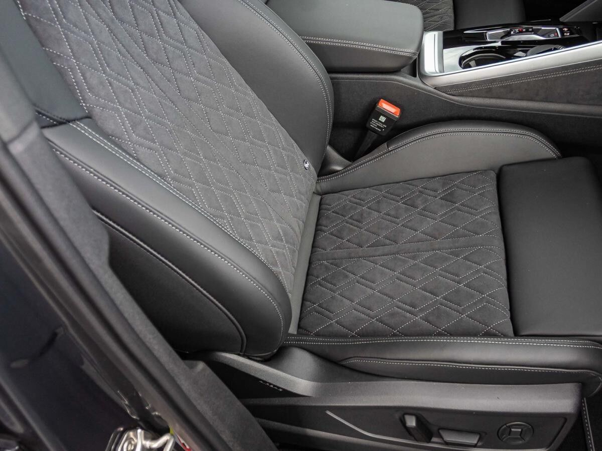 Audi Q5 SUV TDI quattro S line Tech-plus AHK