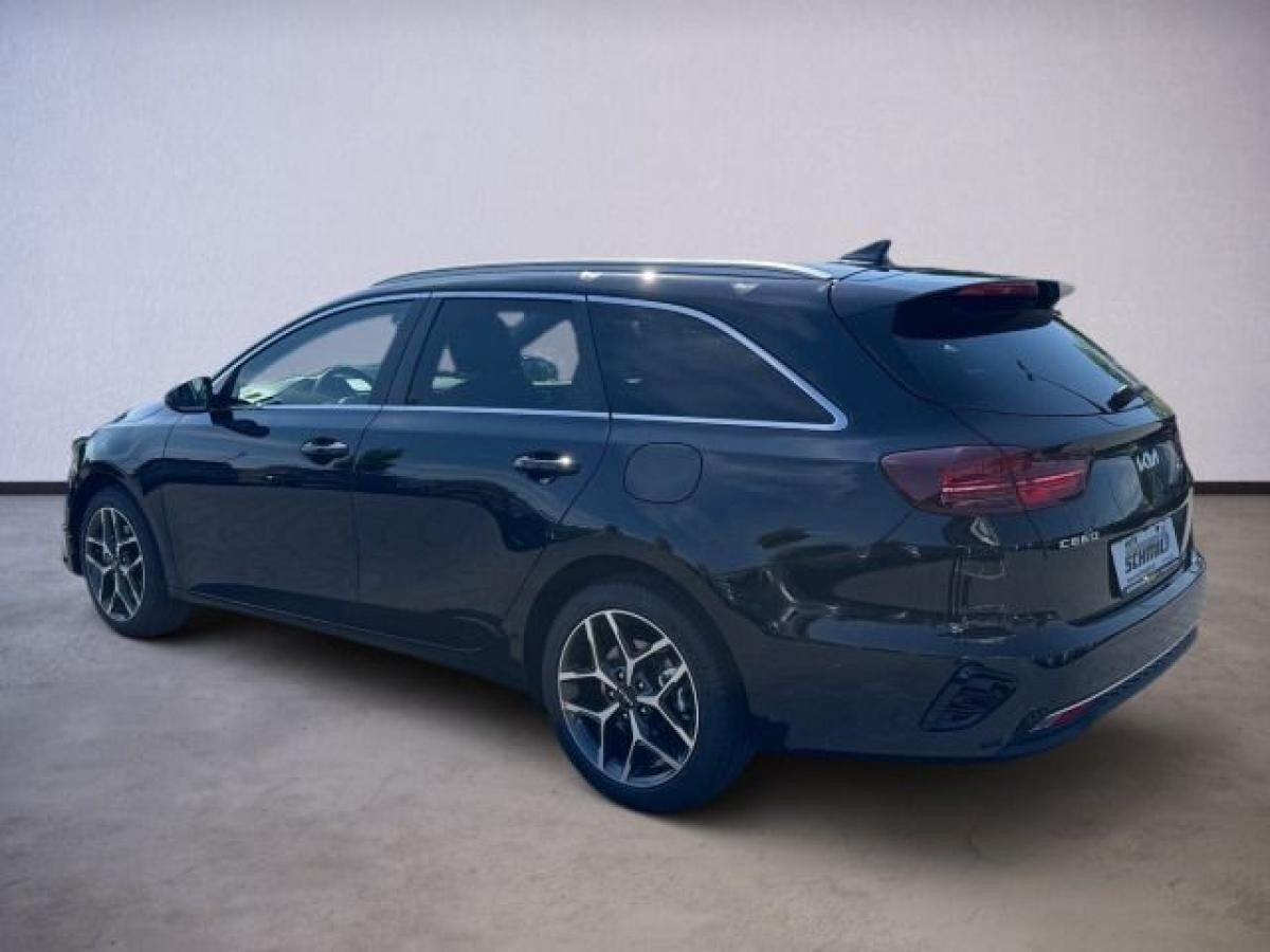 Kia Ceed Ultimate STY JBL