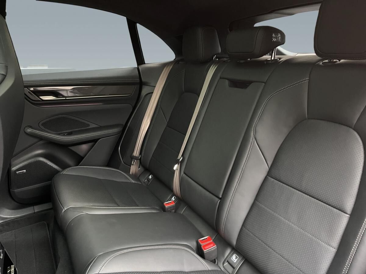 Porsche Macan Turbo Pano., Sport Chrono, Head-Up, Privacy, InnoDrive