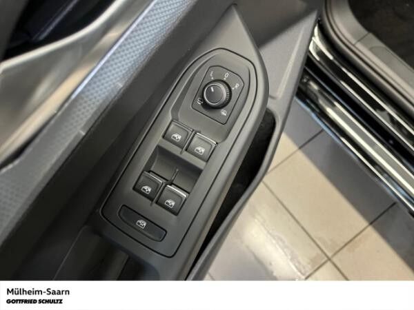 Volkswagen Golf Life 1.5 eTSI (VW Mülheim)