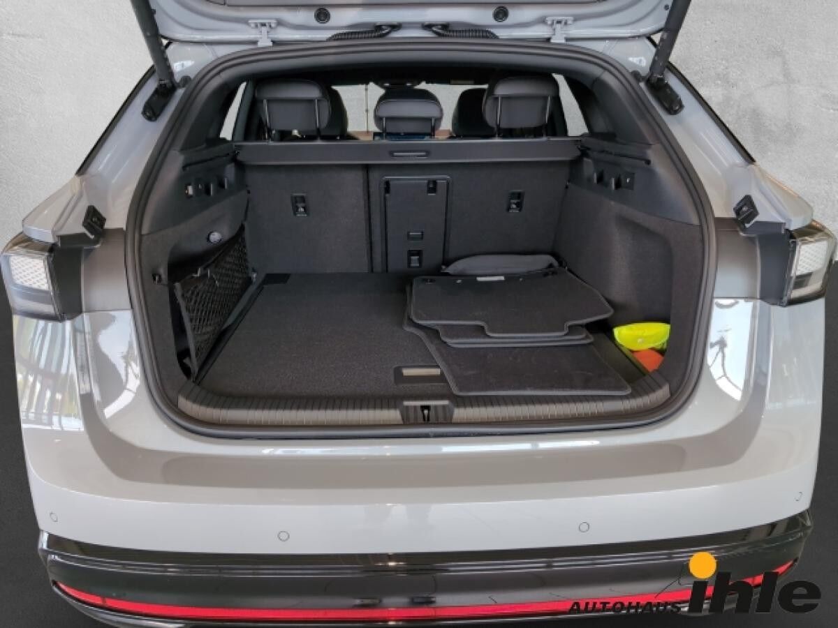 Volkswagen ID.7 Tourer Black Style Pro S MASSAGE+AREAVIEW