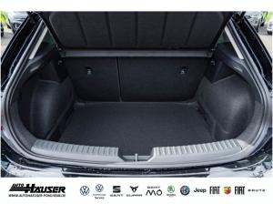 Seat Leon 1.5 eTSI DSG Road Edition NAVI KAMERA PARK ACC LED FULL-LINK