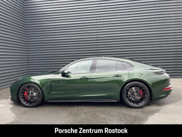 Porsche Panamera GTS · 500 PS 🚀 · oakgrünmetallic ·  sofort verfügbar