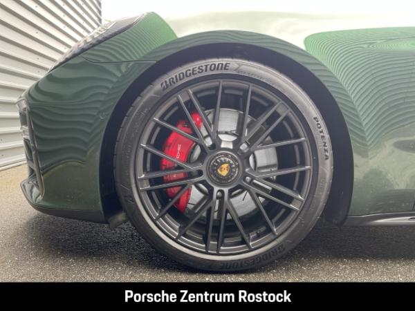 Porsche Panamera GTS · 500 PS 🚀 · oakgrünmetallic ·  sofort verfügbar