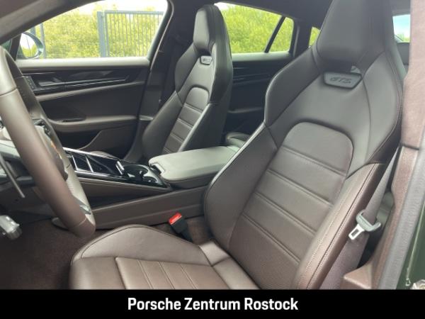 Porsche Panamera GTS · 500 PS 🚀 · oakgrünmetallic ·  sofort verfügbar