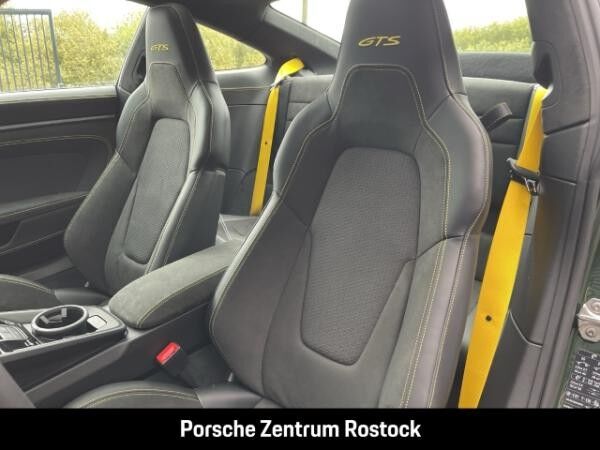 Porsche 992 Carrera GTS