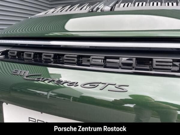 Porsche 992 Carrera GTS