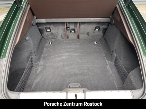 Porsche Panamera GTS · 500 PS 🚀 · oakgrünmetallic ·  sofort verfügbar