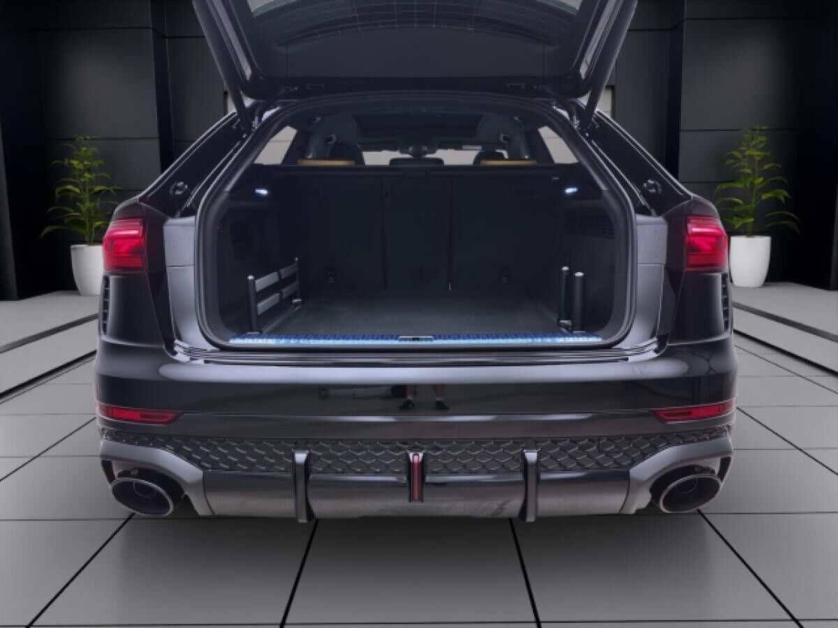 Audi RS Q8 Q PERFORMANCE PANO STDHZG HD-MATRIX AHK