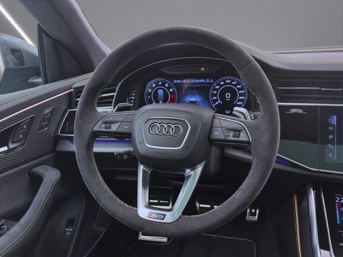 Audi RS Q8 Q PERFORMANCE PANO STDHZG HD-MATRIX AHK