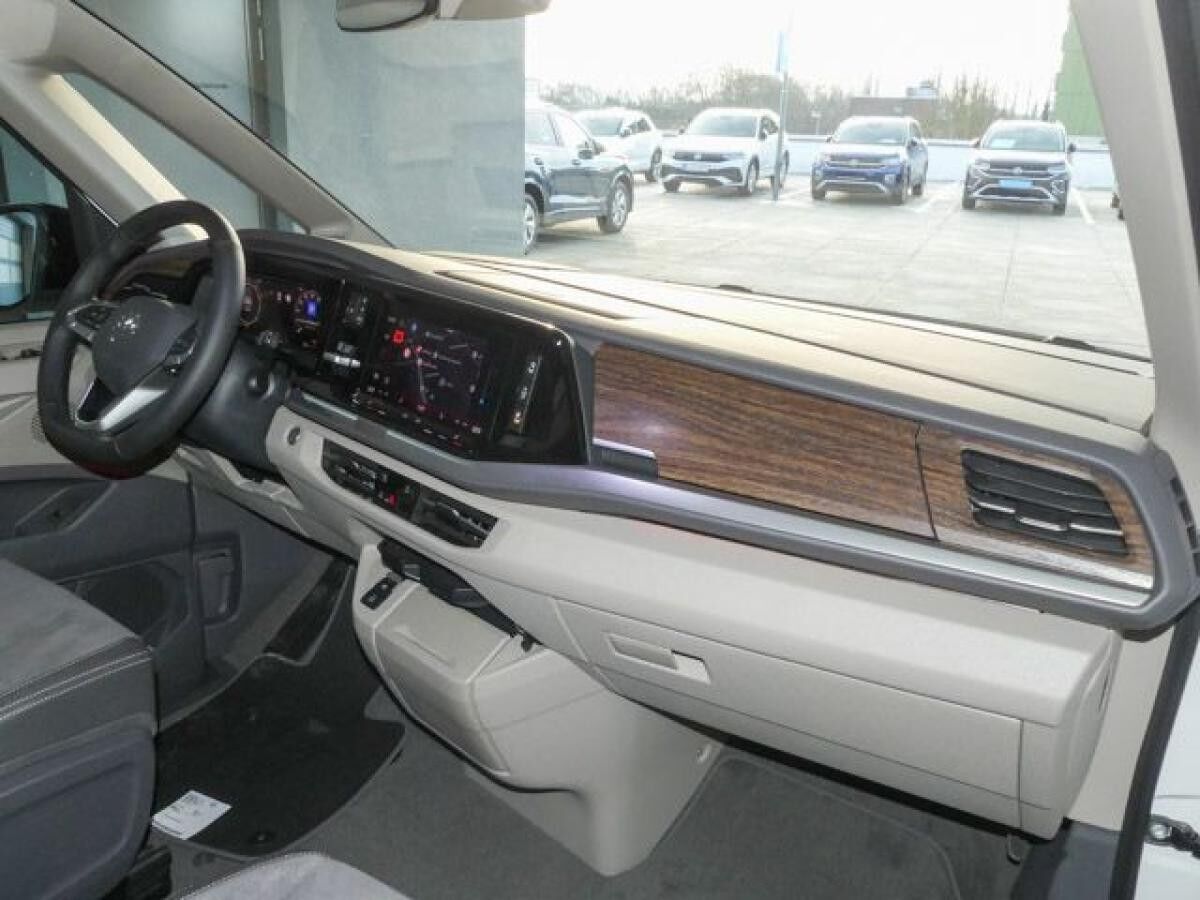 Volkswagen Multivan 2.0 TSI OPF DSG Style Panoramadach 19" Aluminumfelge