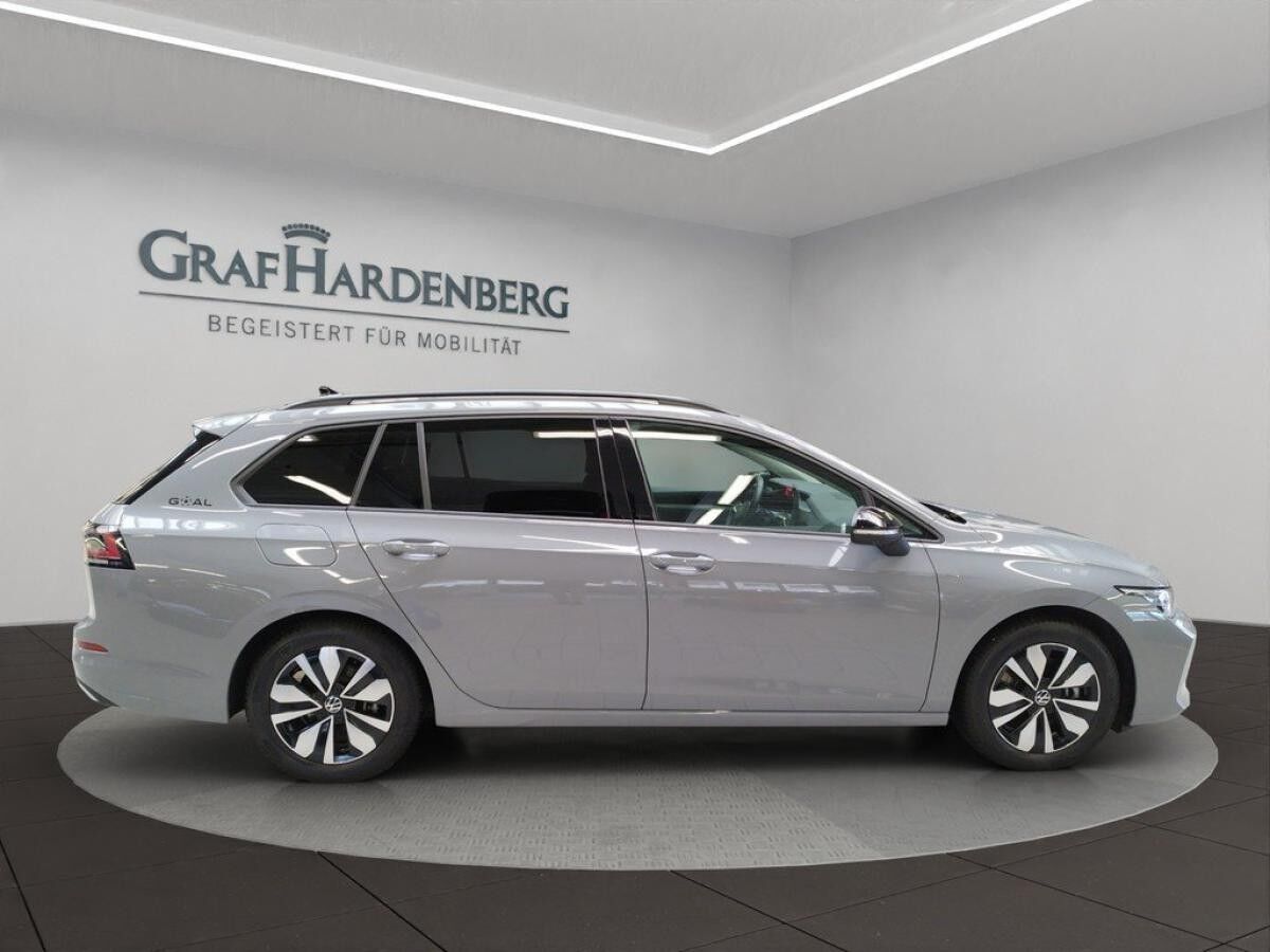 Volkswagen Golf VIII Variant 2.0 TDI DSG GOAL / SOFORT VERFÜGBAR !