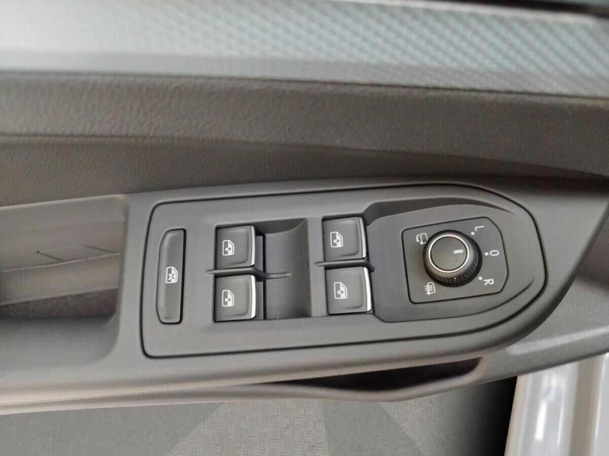 Volkswagen Golf VIII Variant 2.0 TDI DSG GOAL / SOFORT VERFÜGBAR !