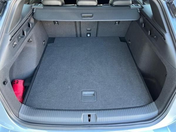Volkswagen ID.7 Tourer 250 kW GTX - + 4Motion + Pano + AHK + HUD + Keyless