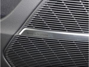 Audi Q8 SUV TDI quattro 	 2 x S line Business ACC HD-Matrix Pano AHK