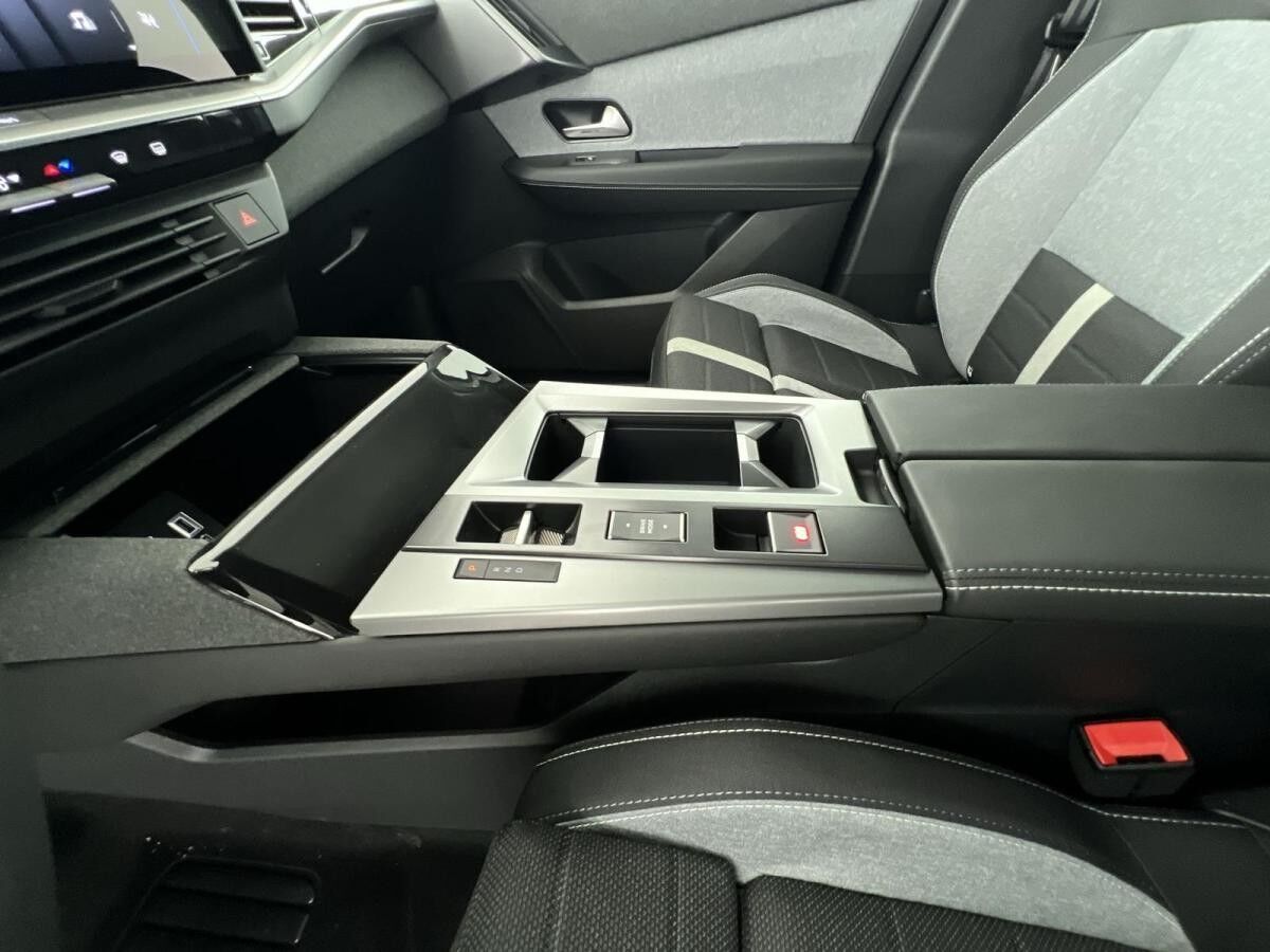 Opel Grandland ***GEWERBE*** Edition Electric 73 kWh SOFORT VERFÜGBAR! *SHZ*LKH*DAB* INKL. ALLWETTERREIFEN!