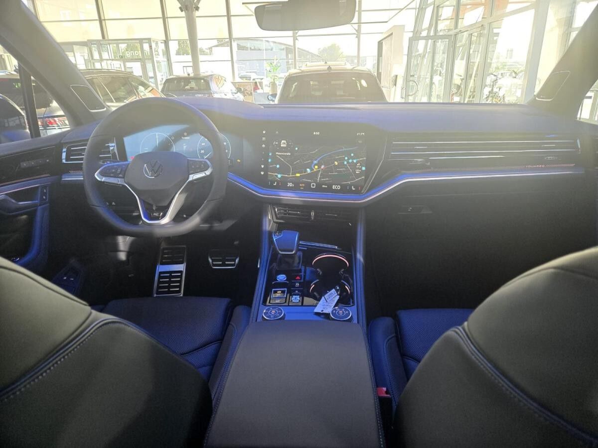 Volkswagen Touareg R 3,0 l V6 eHybrid 462 PS //SOFORT VERF.// HUD, AHK, LED, Leder usw.