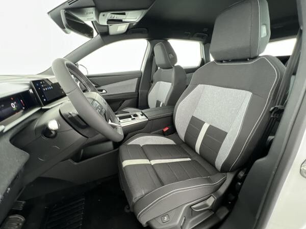Opel Grandland ***GEWERBE*** Edition Mild-Hybrid 107 kW SOFORT VERFÜGBAR !!! *INKL. ALLWETTERREIFEN!*SHZ*LKH* ***GE