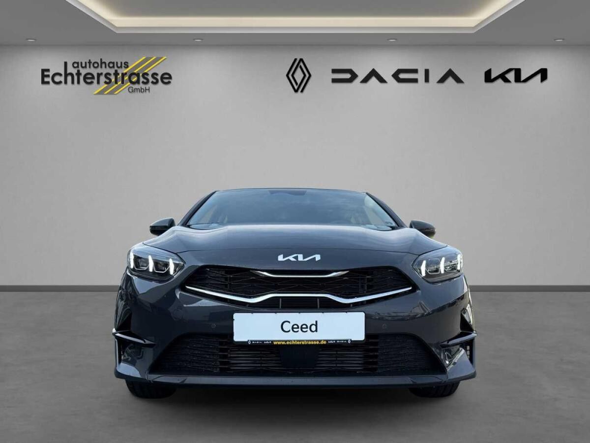 Kia Ceed 1.5 T-GDI DCT Spirit +RFK+SHZ